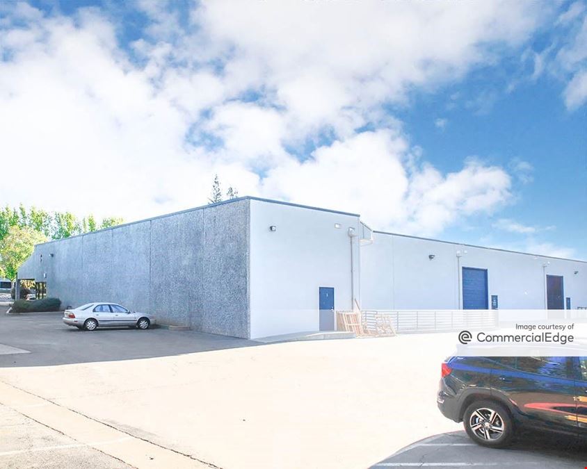 Lake Forest Business Park - 120 Blue Ravine Road