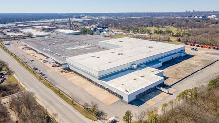Industrial space for Rent at 3456 Meyers Rd in Memphis