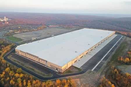 Industrial space for Rent at Tradeport 124 Building 1 in Frackville