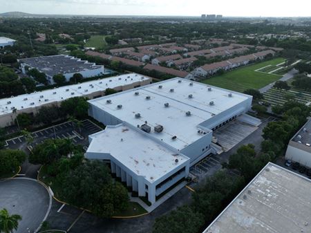 Industrial space for Rent at 3075 NW 107th Avenue in Doral
