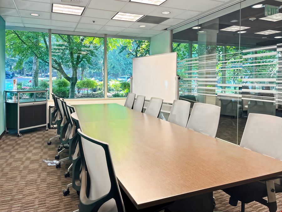 Regus - Redmond Center