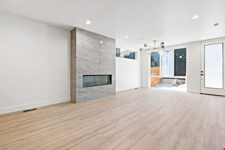 1273, 1281, 1283 Meade St
