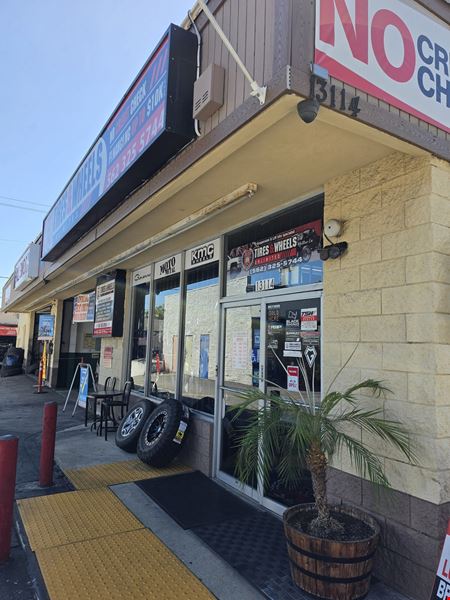 Profitable Custom Tire Wheel and Lift Business