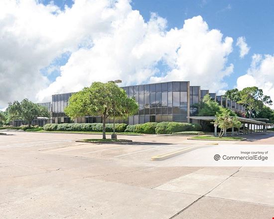 LandPark - Churchill Building