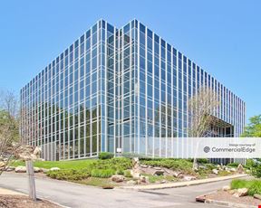 The Exchange - 925 Westchester Avenue
