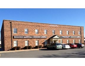 Leesburg Square Professional Building