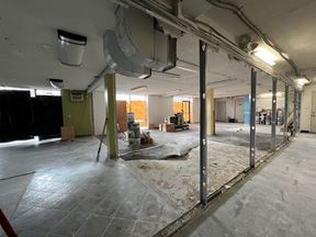 Retail for lease in Nicollet Ave
