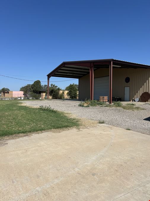 2319 E 50th