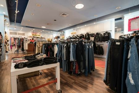 1,400 - 3,900 SF | 39 Graham Ave | Retail and Office Space for Lease