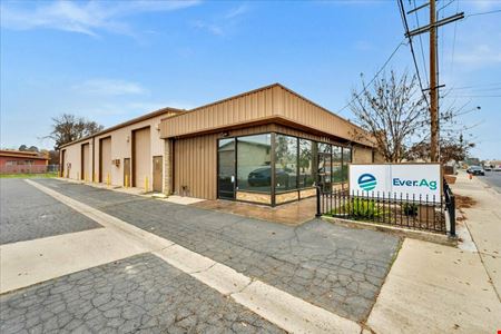 Multi Tenant Industrial Building Near Highway 198