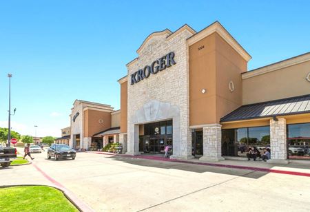 Retail space for Rent at Stone Gate Plaza in Crowley