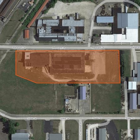 Industrial space for Sale at 1600-1660 Pleasant St in DeKalb