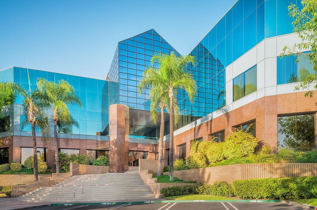 Olen Pointe Brea III