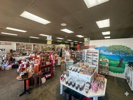 Retail Suite - Campus Plaza