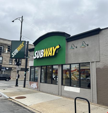 2759 W Cermak Rd