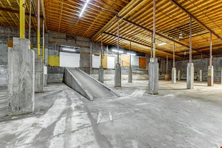 406 4th Ave