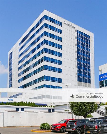 Office space for Rent at Hutchinson Metro Center - Montefiore Tower Two in Bronx