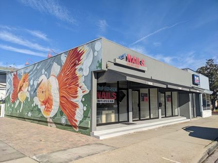 Commercial space at 11605 - 11609 W. Washington Place in Los Angeles