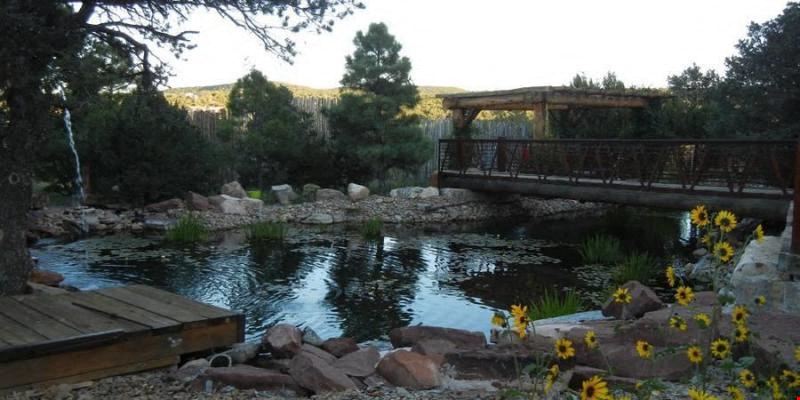 11 Nature Pointe Dr