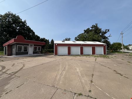 Office space for Sale at 1601 Rockingham Rd in Davenport