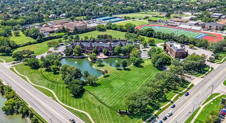 Office space for Rent at COUNTRY CLUB PARK - PREMIER OFFICES FOR LEASE in Wichita