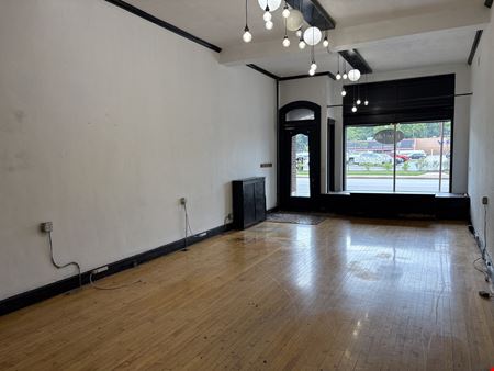 113 E Washington St # 115