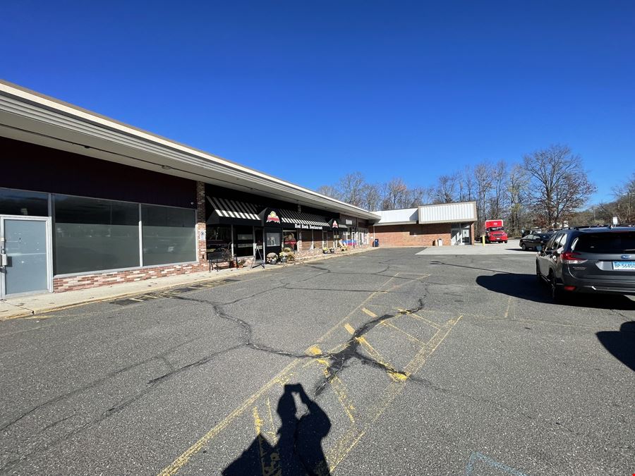 Mansfield Shopping Plaza - Across from UCONN