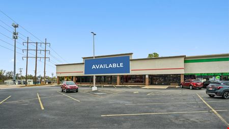 Del Crest Shopping Center