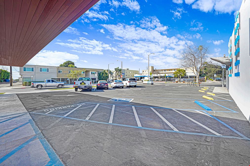 1308 Pico Blvd.
