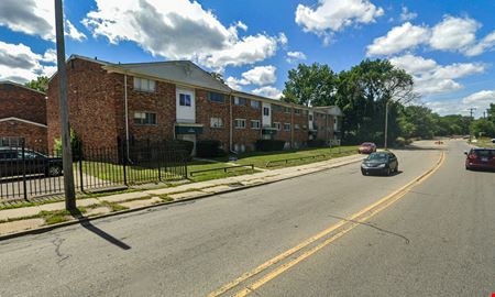 Fenkell Apartments