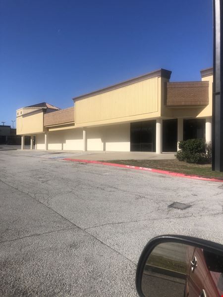 Commercial space at Cherry Tree Plaza in Fort Worth