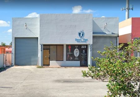 Industrial space for Rent at 223 W 27th Street in Hialeah