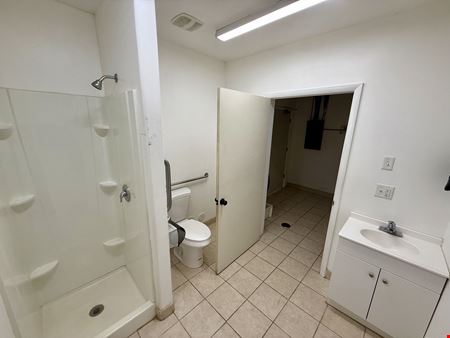 20 E Center St