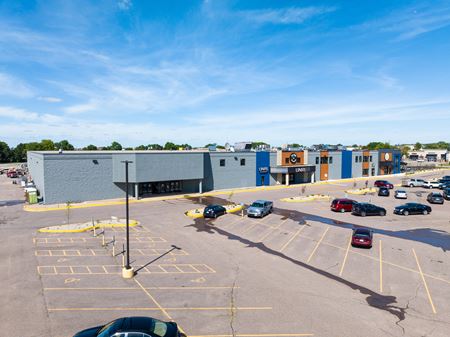 Retail space for Rent at The Pond on Madison - Prime Retail District Lease in Mankato