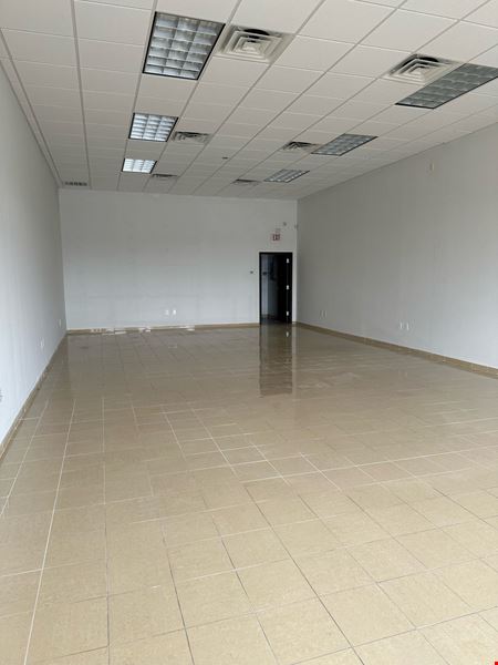 Galleria Plaza - 2101 N. Jackson Rd.