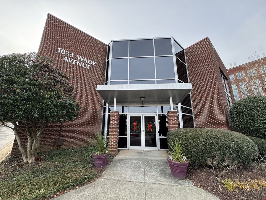 1033 Wade Ave.