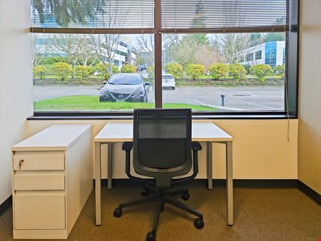Regus - Kirkland - Corporate Center