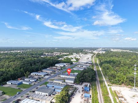 Dock High Industrial Property On South Choctaw