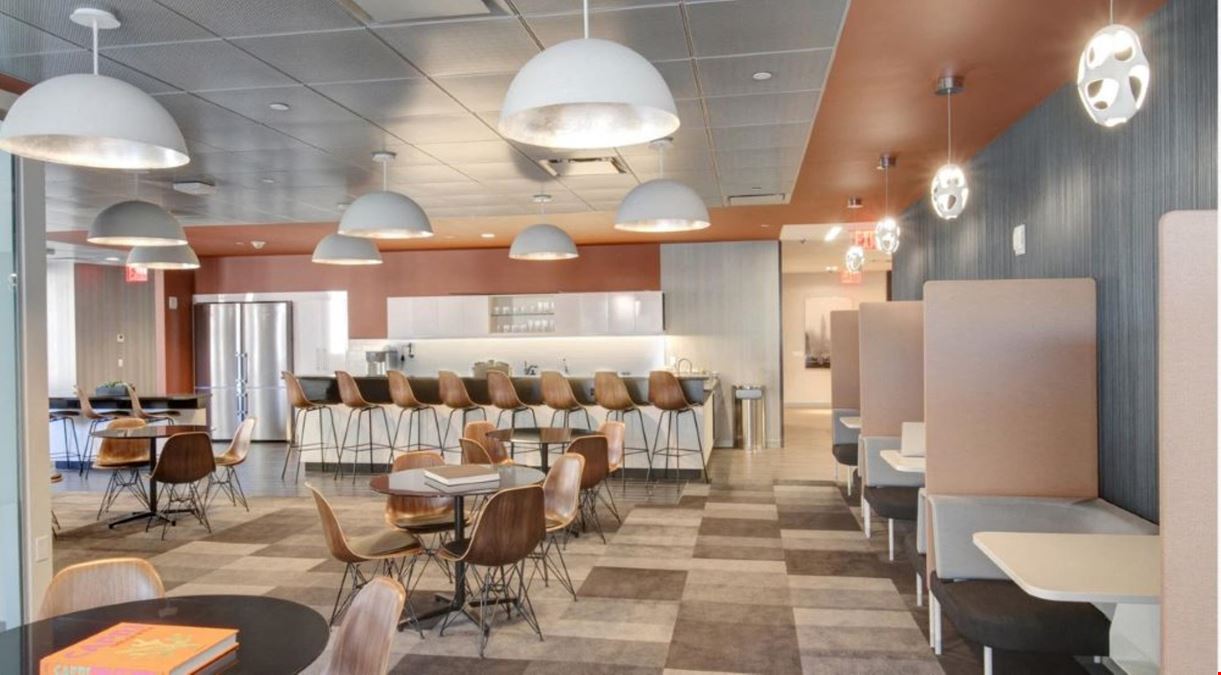 Bevmax Office Centers - Plaza District