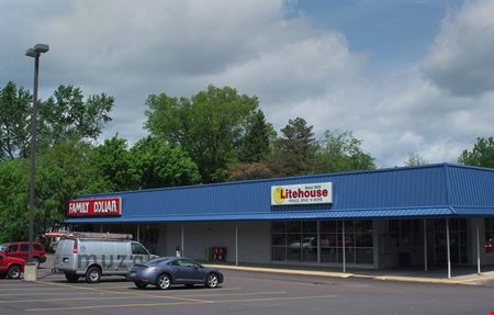 Retail space for Rent at Ravenna Plaza in Ravenna