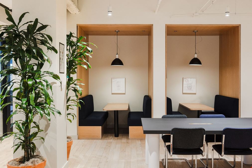 WeWork - 222 South Riverside Plaza