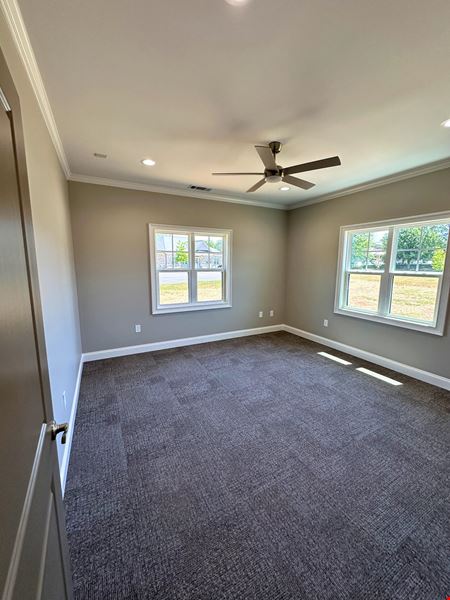Executive Office Suites at Beacon Pointe