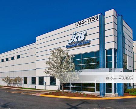 Industrial space for Rent at Briarwood Business Center in Mount Prospect