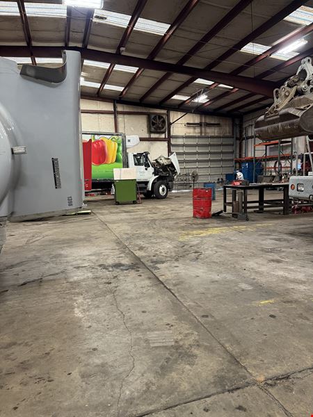 Industrial space for Rent at 1060 Grimmett Drive in Shreveport