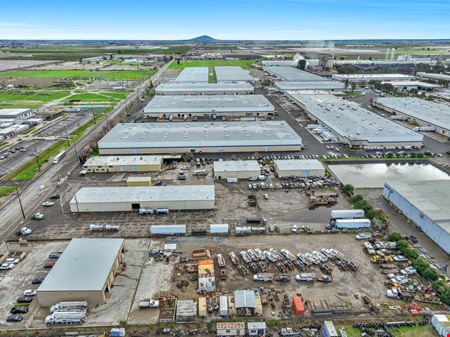 (4) Warehouse/Office Buildings w/ Multiple Configurations