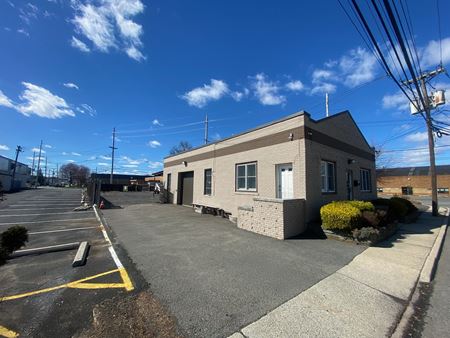 Industrial space for Rent at 500 W Commercial Ave in Moonachie