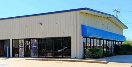 Industrial space for Rent at 2412 S Douglas Blvd in Midwest City