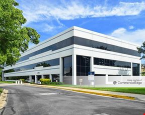 Wright Executive Center Office Park - 2900 Presidential Drive