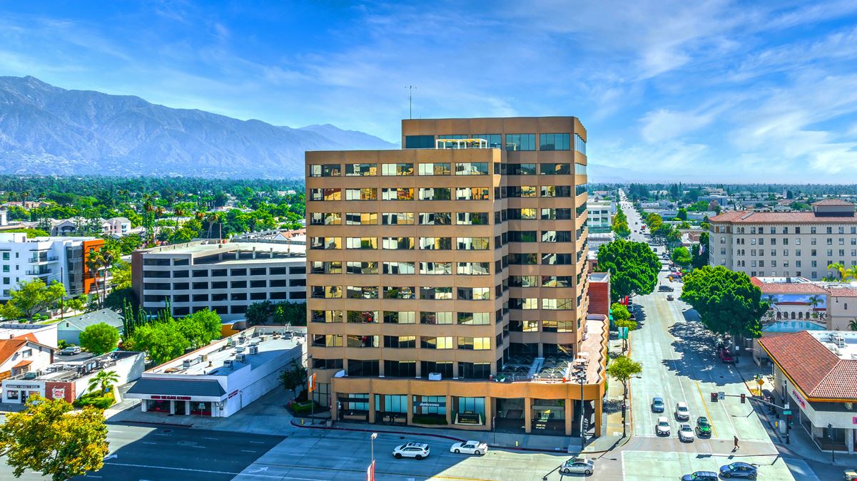 2 N Lake Ave