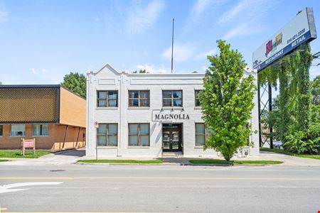 Commercial space at 624-634 E 63rd St in Kansas City